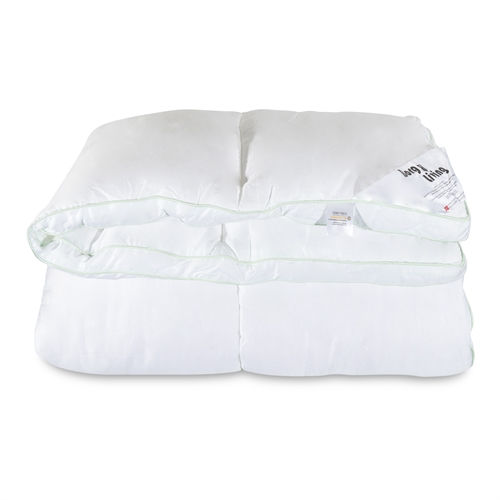 Bambus king size dobbeltdyne 240x220 cm - Helårsdyne med ekstra blød bambus og dunfiber - Borg Living