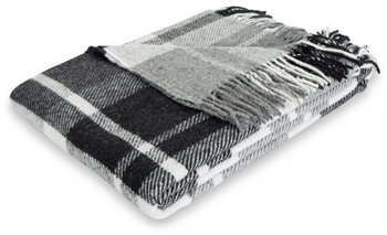 Uldplaid med finkæmmet uld - 130x200 cm - Blødt uldtæppe med flotte grå tern - By Borg plaid 